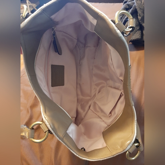 Coach purse - Picture 5 of 10